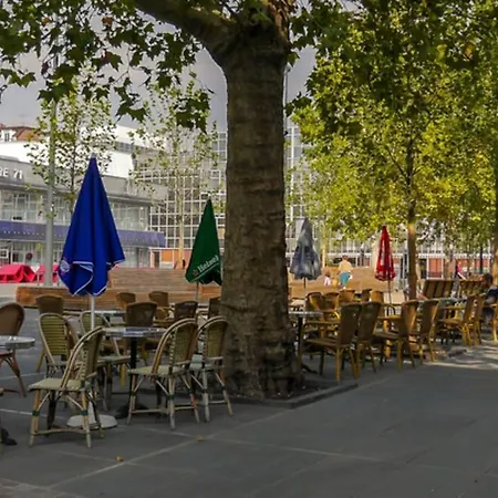 32m2 Pour Vous, La Campagne A Paris